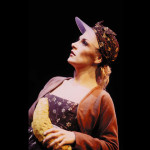 Isabella Kragerup i Honk! Den grimme ælling, Nørrebros Teater (Foto: Simon Hem)